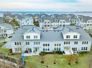29 Skimmer Ln, Port Monmouth, NJ 07758