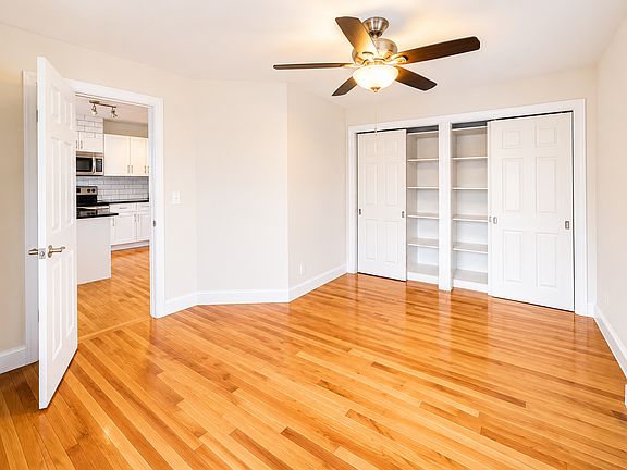 5th image of 25-26 Hoyt Ave S #4