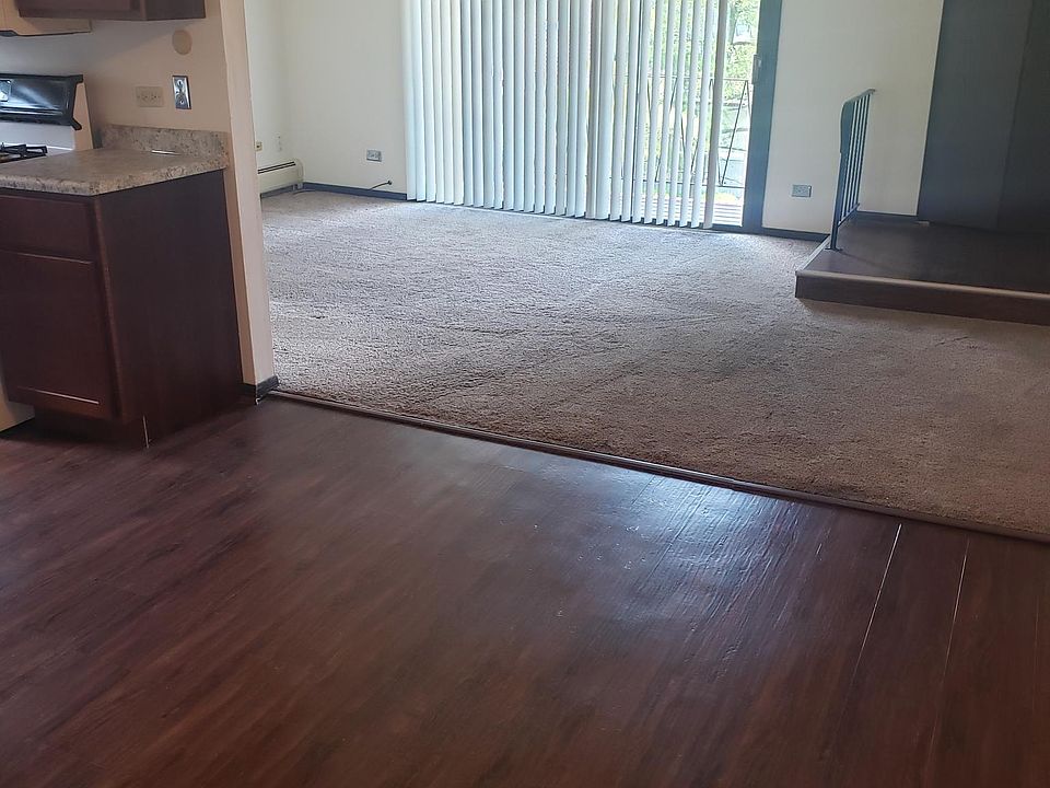1st image of 15710 Lake Dr APT 2BL
