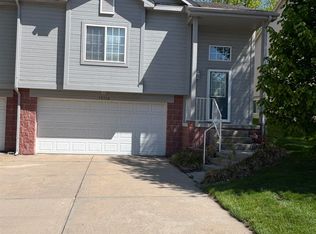 15110 Camden Ave, Omaha, NE 68116