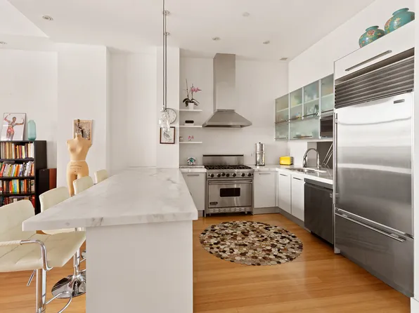 140 West 124th Street 2A image 2 of 11