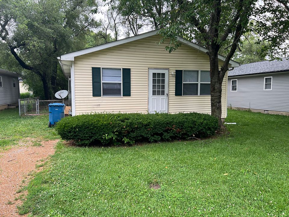 1st image of 2626 E 72nd St