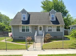 221 Prairie Robinson Street Ave, Providence, RI 02905