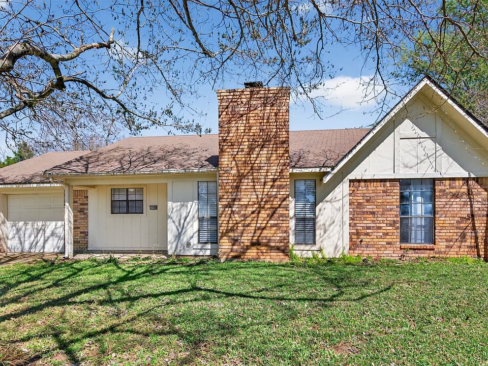 1st image of 5521 E Meadow Dr