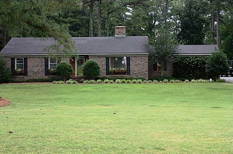1st image of 1700 Longstreet Ln