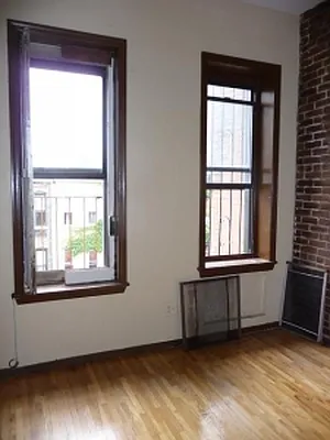 Rented by Rent Manhattan | media 2