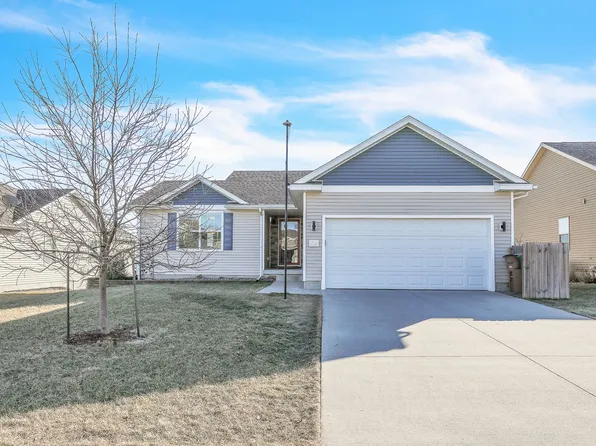 2624 16th St SW, Altoona, IA 50009