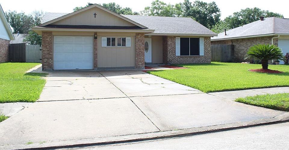 1st image of 4307 Steep Rock Dr