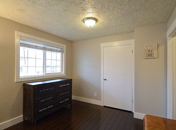 4th image of 605 N Lyn Ave