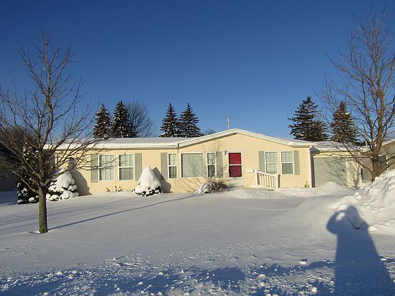 2nd image of 455 Brege Dr