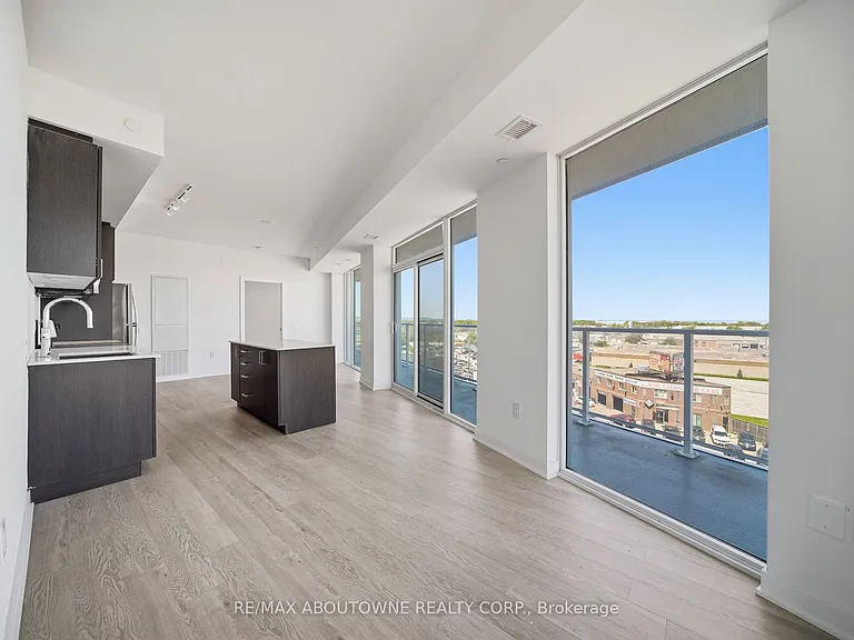 2782 Barton St E #516 — Photo 15
