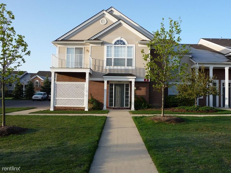 1st image of 16727 Carriage Way
