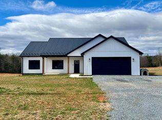 567 Down Creek Rd, Brookneal, VA 24528