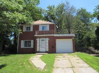 424 Macarthur St, Mc Kees Rocks, PA 15136