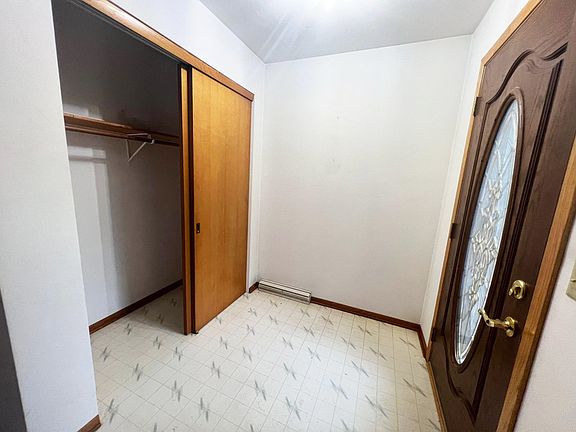2nd image of 300 Hillcrest Dr