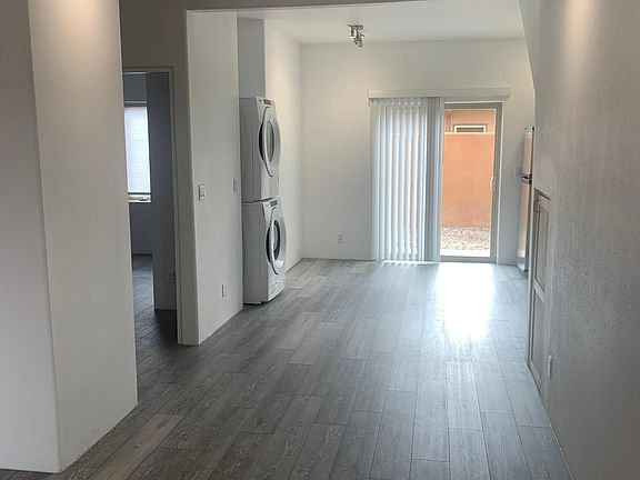2nd image of 810 Calle Saragosa Unit 1