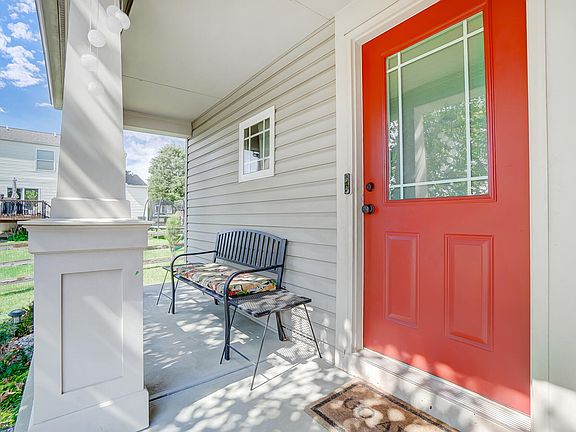3rd image of 1358 Grandarbor Cir