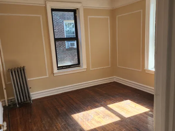 158-00 Sanford Ave #3, Flushing, NY 11358