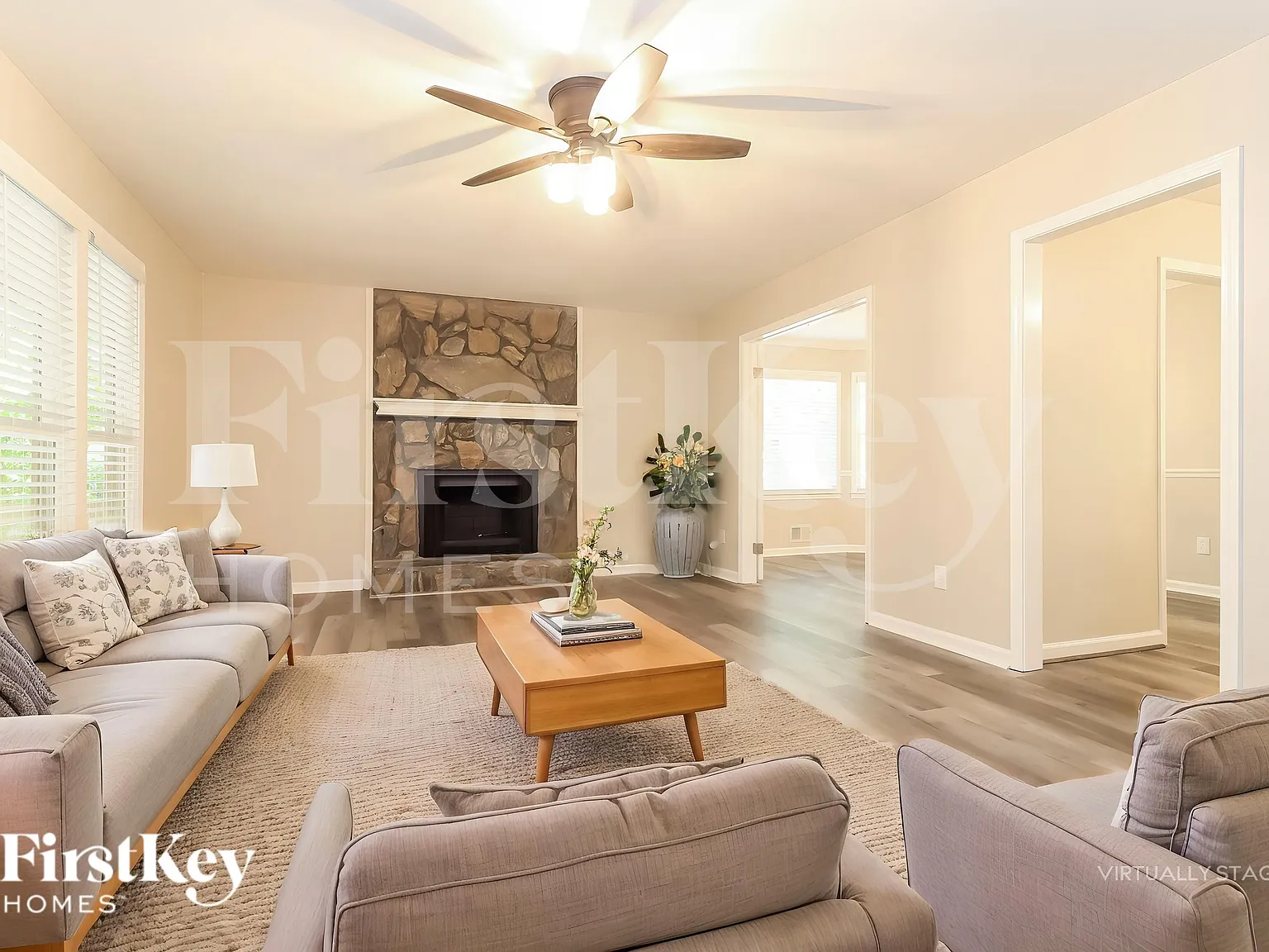 3 bed, 2.0 bath, 1889 sqft, $1,800 — Photo 3
