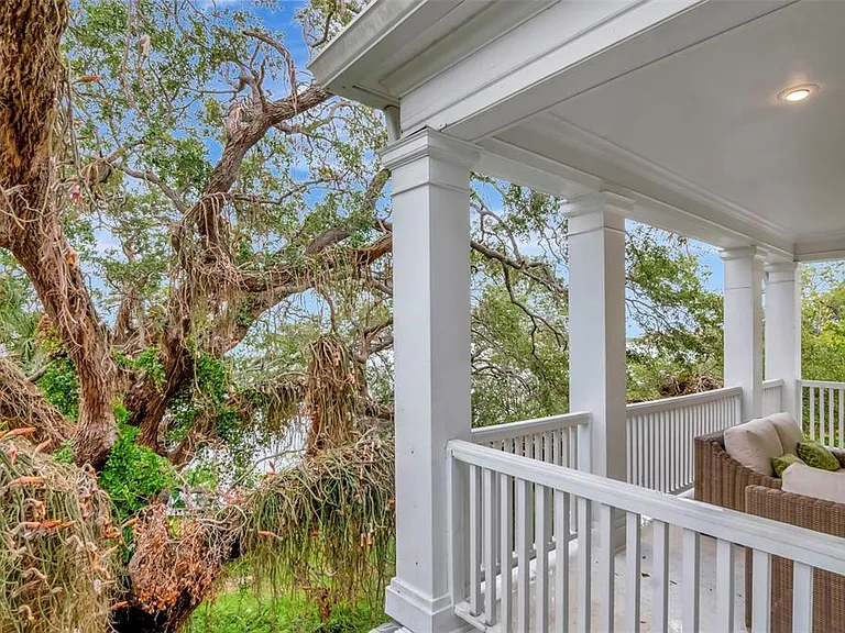 6220 Bayshore Blvd — Photo 34