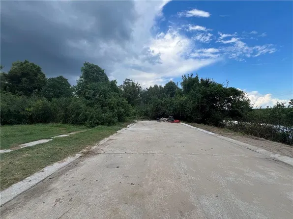 4450 Florida Ave, Meraux, LA 70075