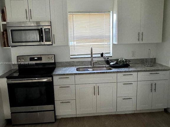 3rd image of 1281 W 35th St