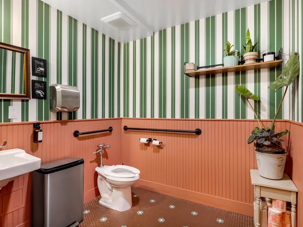 345 Greenwich Street image 8 of 11