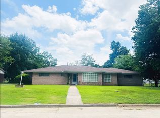 210 E Crisler Ave, McAlester, OK 74501