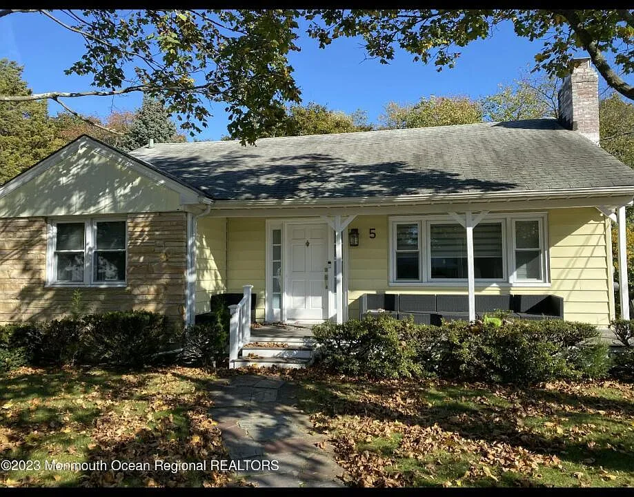 5 Nolan Dr