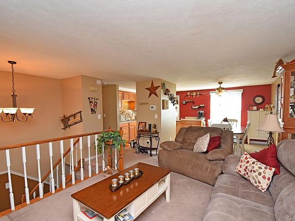4th image of 579 Deerfield Dr