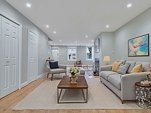 2nd image of 29 Bates St NW