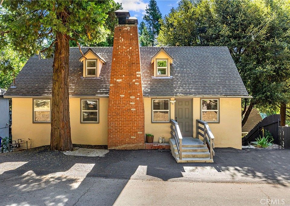 1st image of 797 W Village Ln