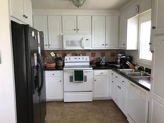 5th image of 119 Heron Dr