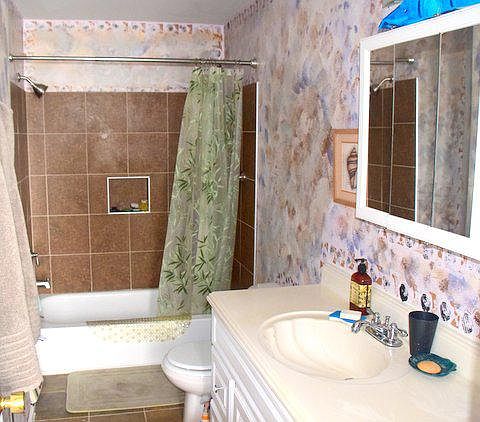 4th image of 88 Saco Ave #1