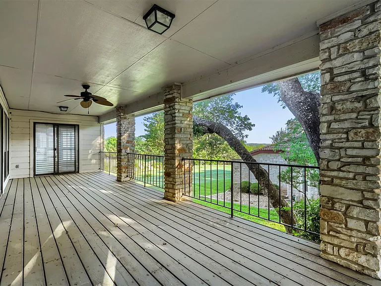 208 Crescent Blf — Photo 18