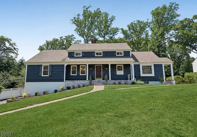 31 Bradwahl Dr — Photo 1
