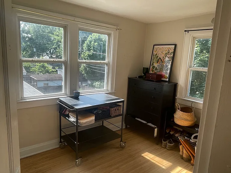 142 W California Ave — Photo 11