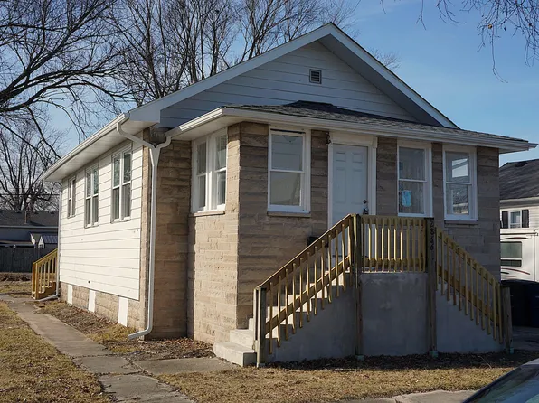 2866 Dekalb St, Lake Station, IN 46405