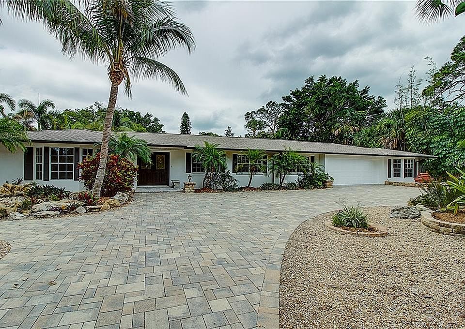 1st image of 705 Laguna Dr