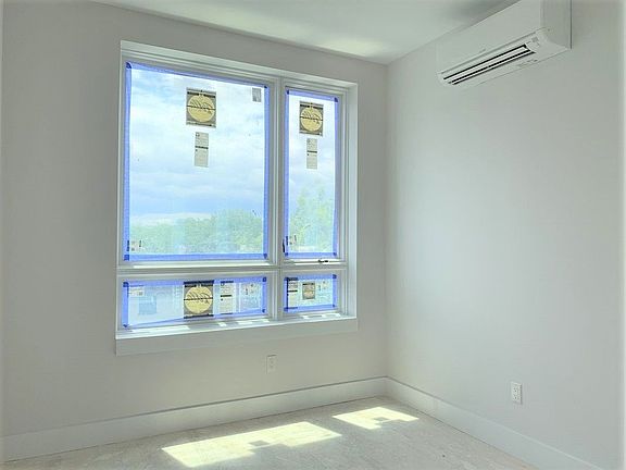 3rd image of 234 Quincy St APT 4