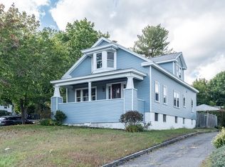 489 Beech St, Holyoke, MA 01040