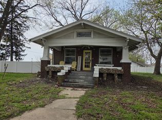 165 S Harper St, Kinderhook, IL