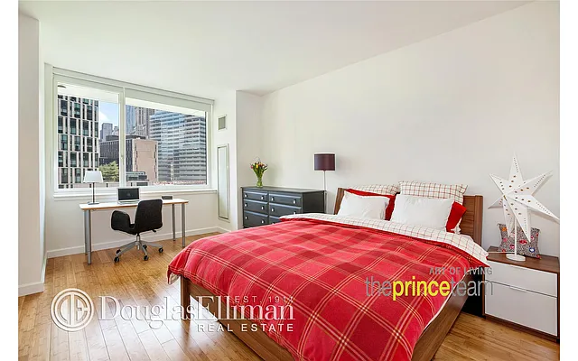 Rented by Douglas Elliman | media 15