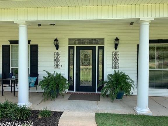 3rd image of 605 Stoneridge Dr