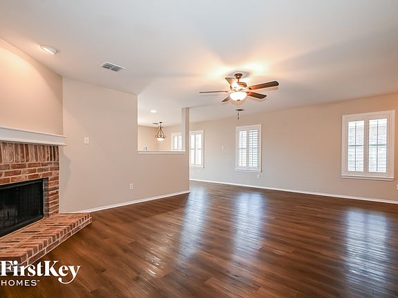 2nd image of 524 Indian Paintbrush Dr