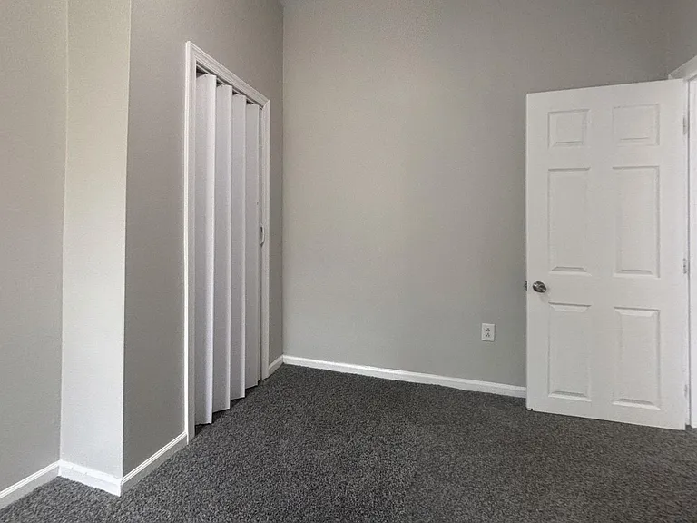 3329 Ridge Avenue — Photo 13
