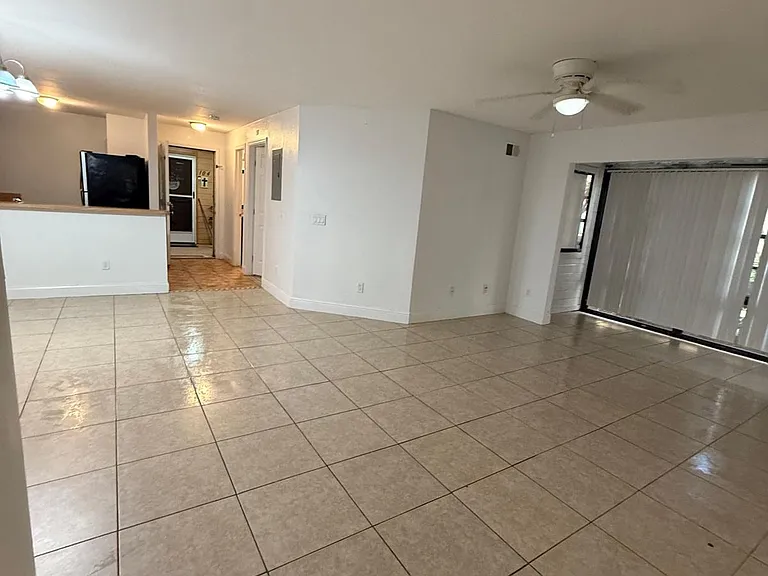 6019 Scotchwood Gln #101 — Photo 3