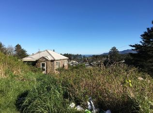 137 NW 54th St, Newport, OR 97365