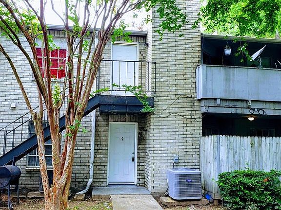 3rd image of 9797 Leawood Blvd APT 407