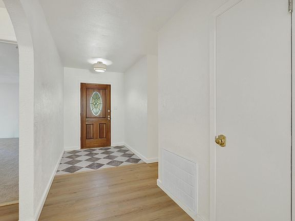 2nd image of 2812 Philo St